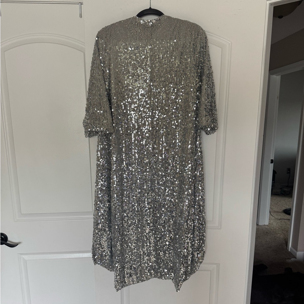 Torrid Silver Sequin Cardigan / Kimono - Picture 7 of 7